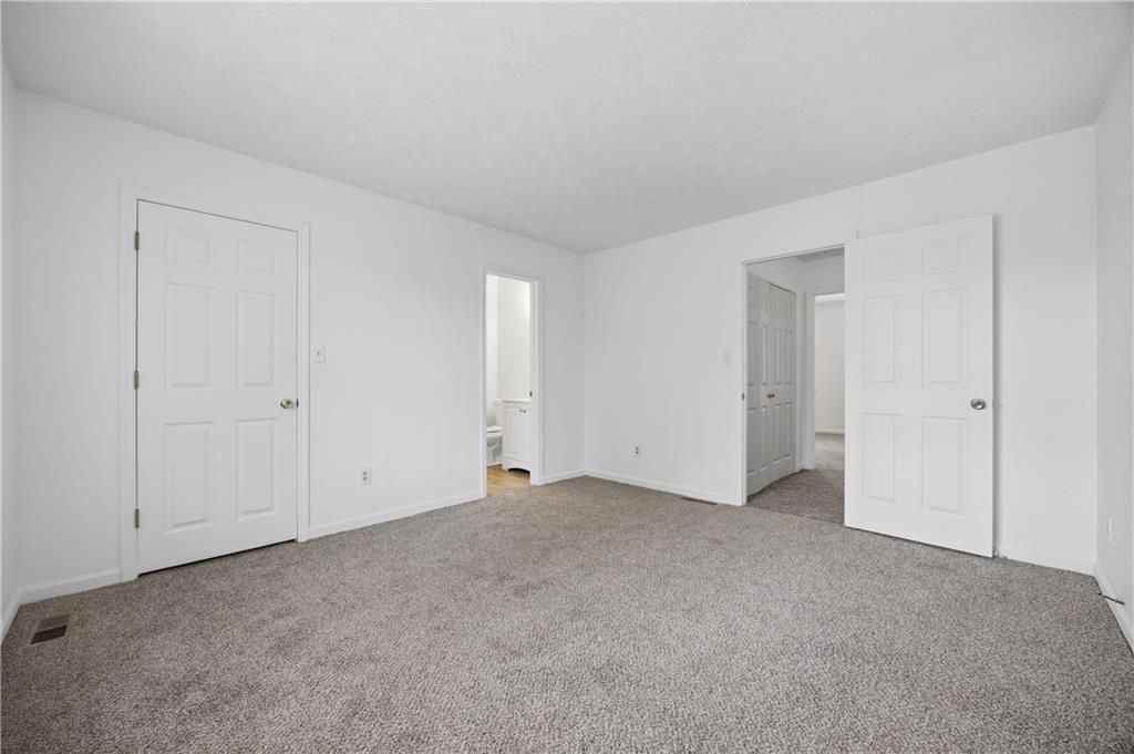 4066 Heritage Valley Ct - Photo 7 of 12