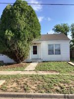 featured image of 1112 W University Dr
