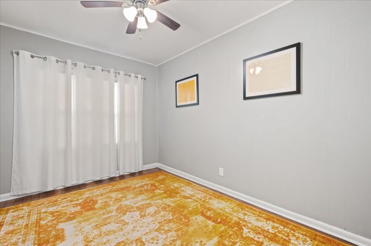 1306 E 53rd St - Photo 2 of 16