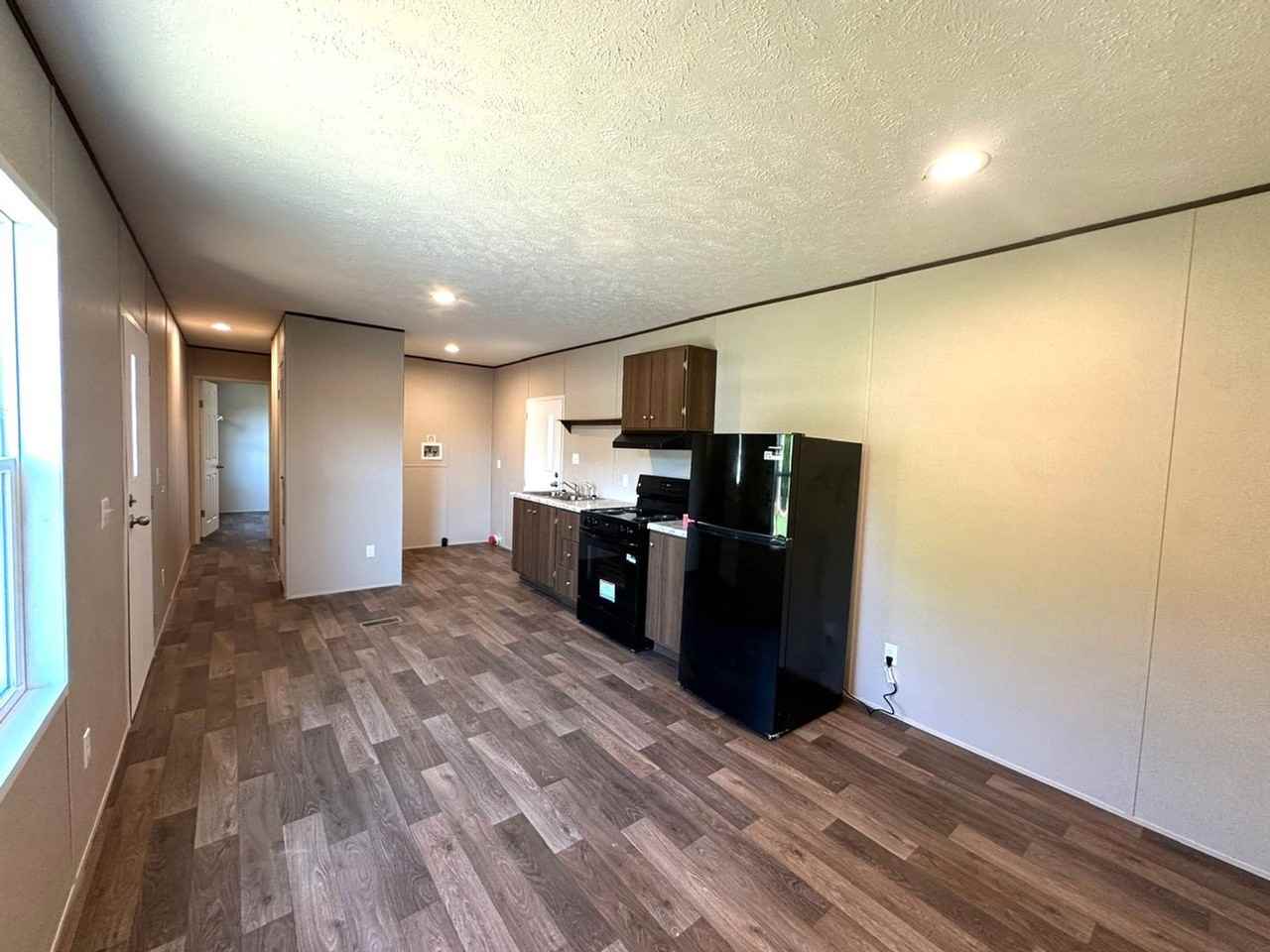 5604 Glade Rd - Photo 3 of 12