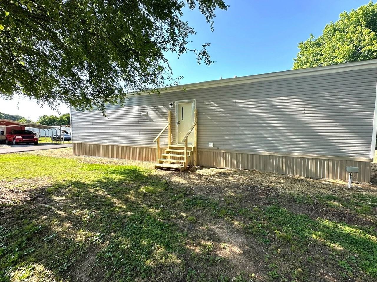 5604 Glade Rd - Photo 4 of 12