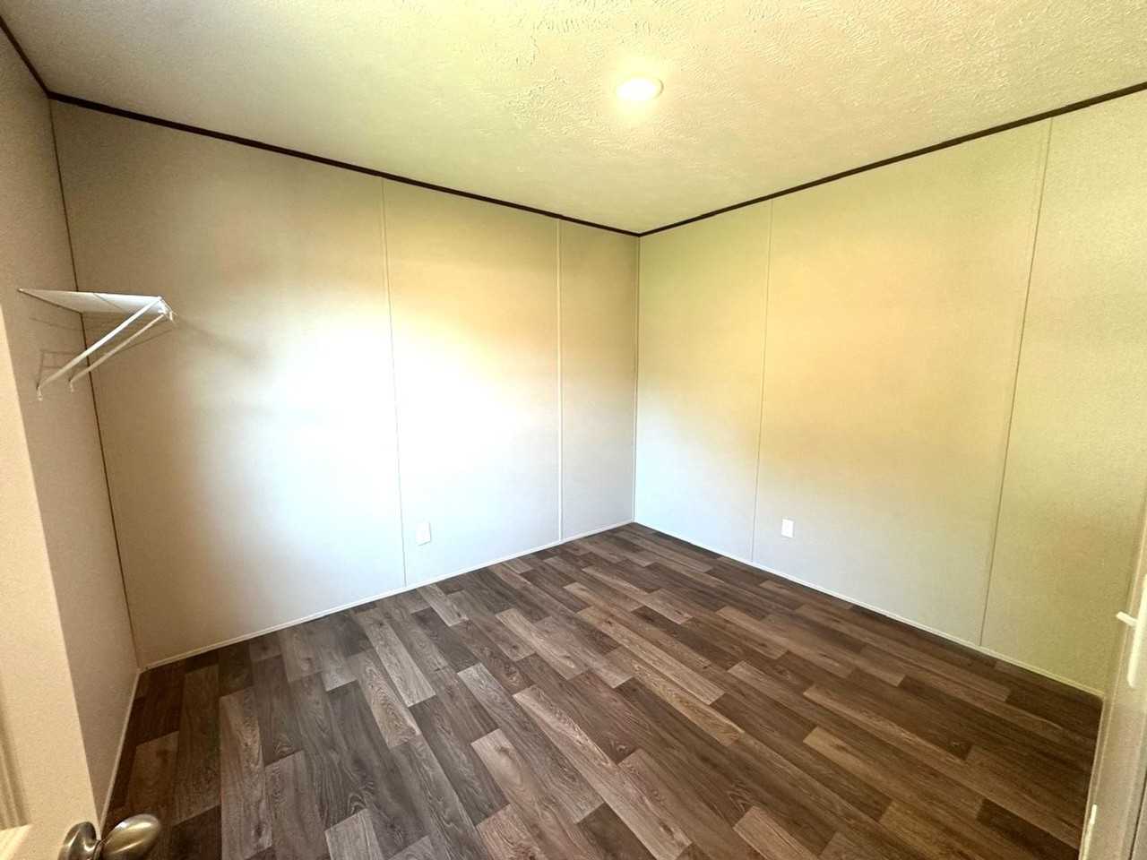 5604 Glade Rd - Photo 7 of 12