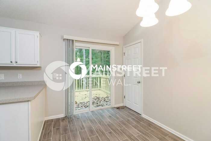 306 Adelene Way - Photo 7 of 17