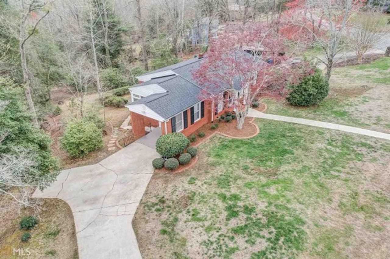 563 Mountain View Cir - Photo 5 of 19