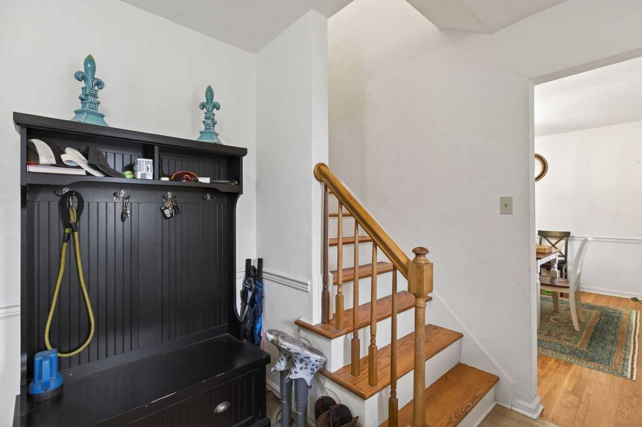 908 N Plantation Dr - Photo 4 of 32