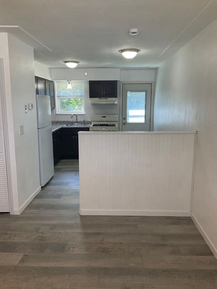 20 Kingman Ct - Photo 3 of 12