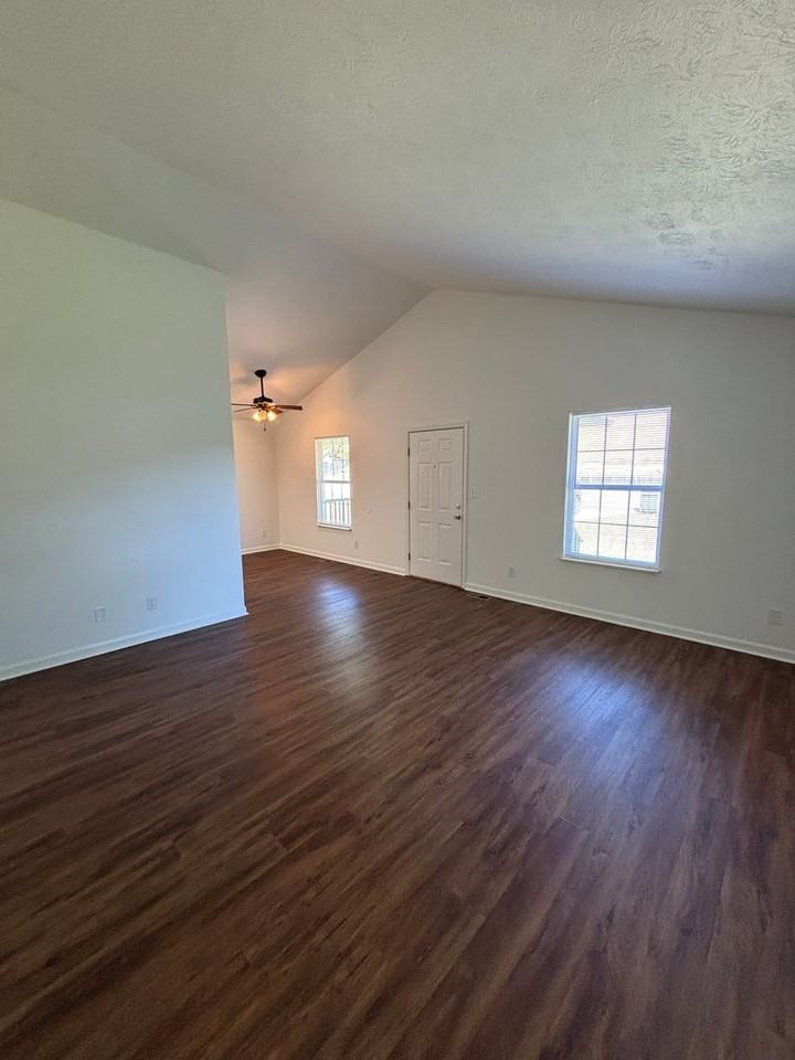 1712 Delaware Ave - Photo 6 of 33