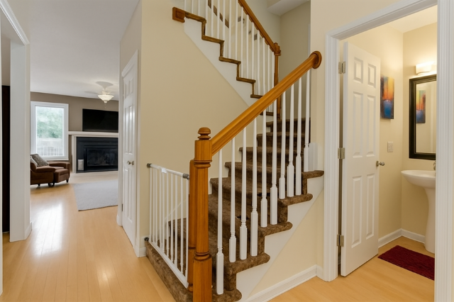 13885 W 153rd Ter - Photo 2 of 24
