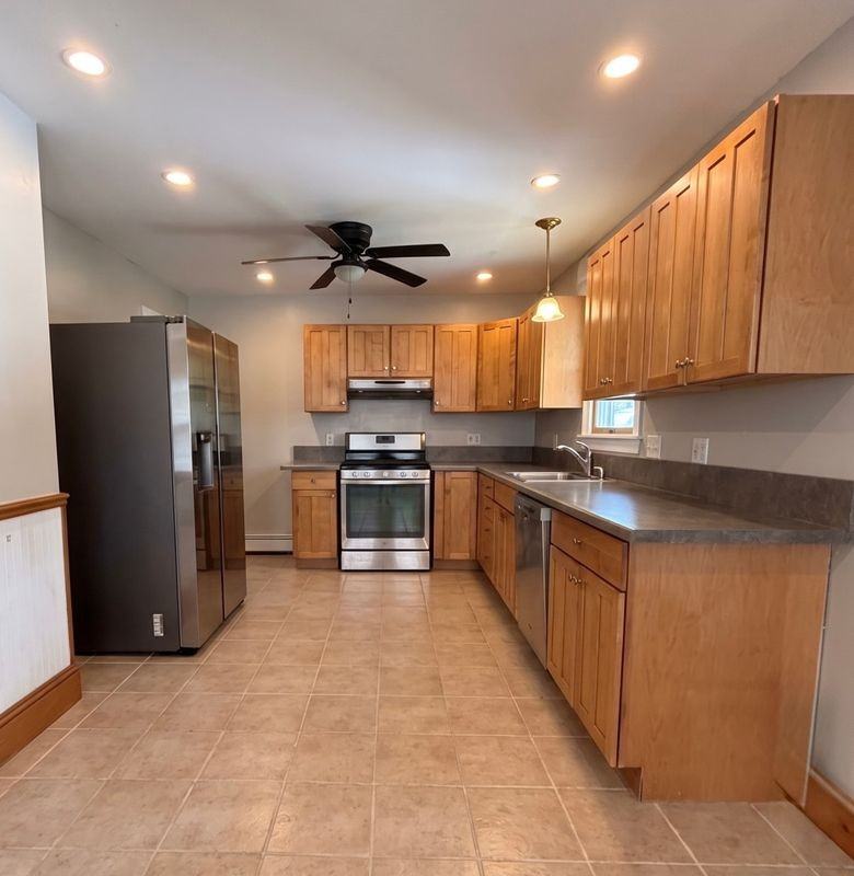 55 Cooper St - Photo 4 of 12