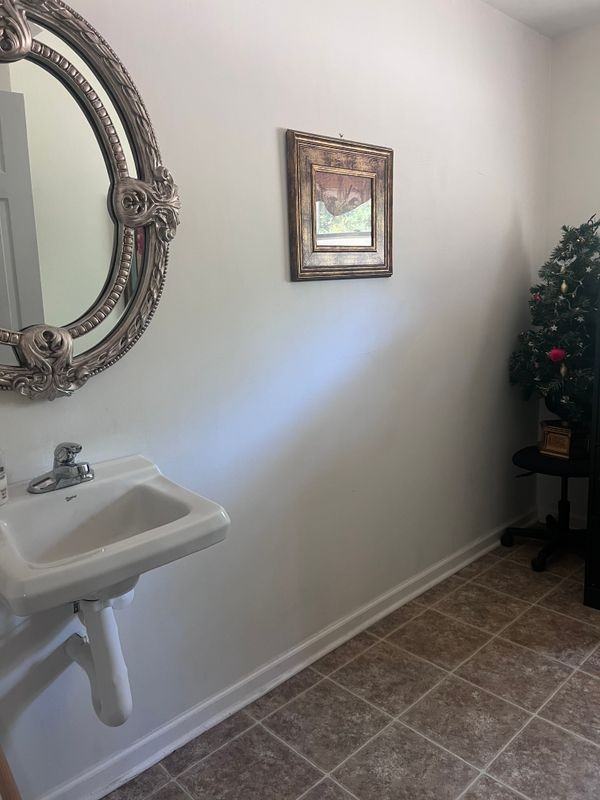 209 Silver Bluff Rd - Photo 5 of 5