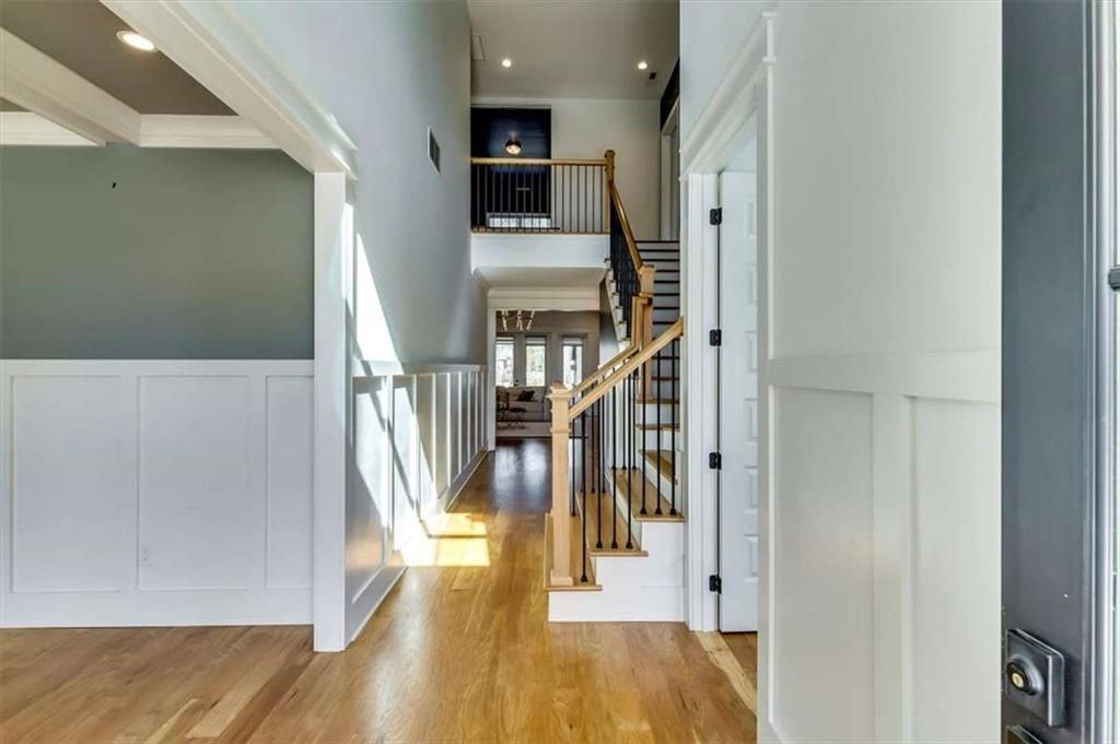 155 Dean Dr - Photo 4 of 50