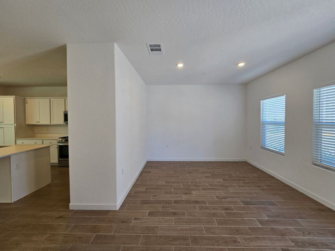 7037 E Cornell Ave - Photo 6 of 42