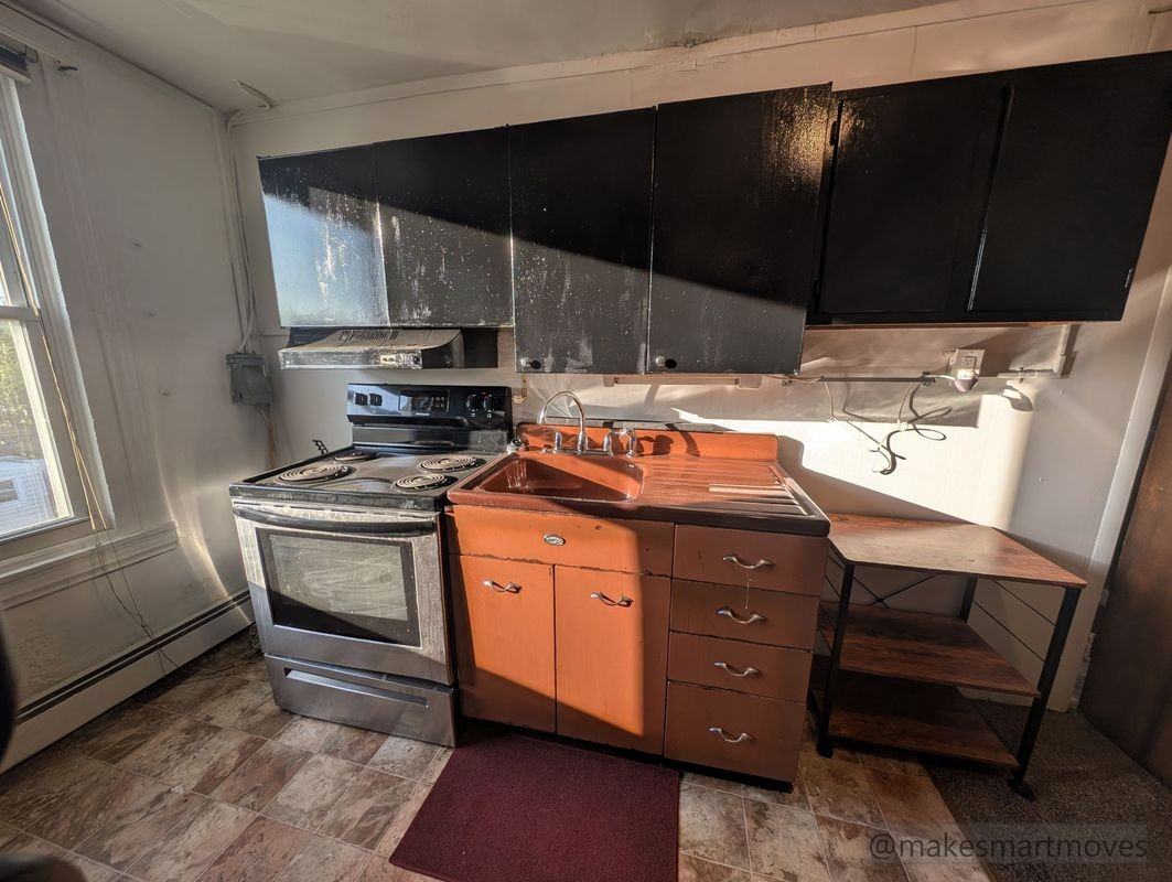 835 W Marshall St ##6 - Photo 3 of 7