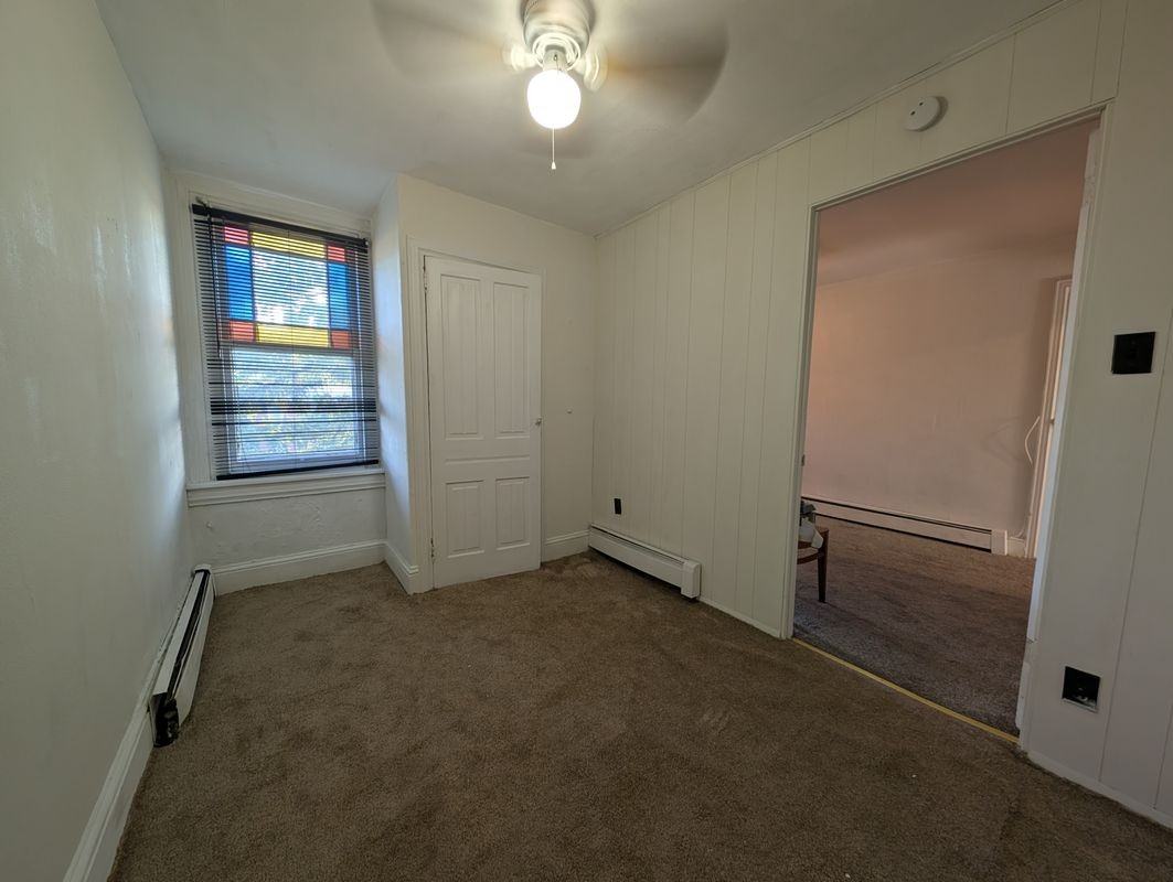 835 W Marshall St ##6 - Photo 6 of 7