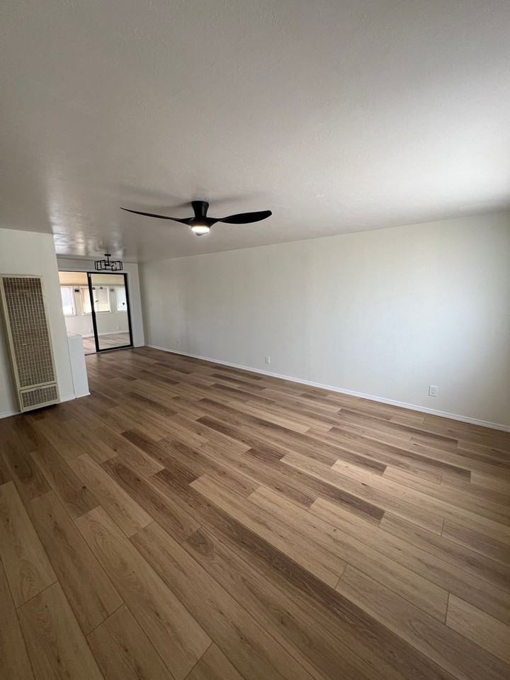 1725 Shirley St Ne - Photo 2 of 17