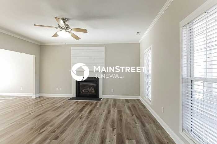 108 Hunters Trace Dr - Photo 2 of 17