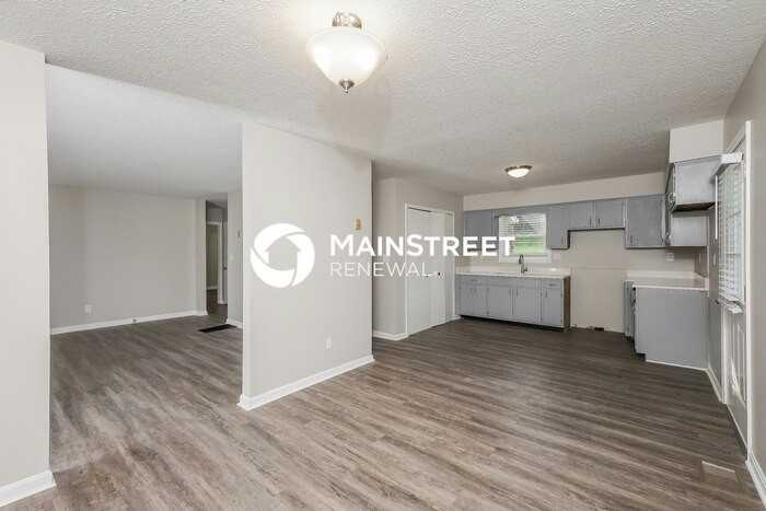 129 Johnson Dr - Photo 5 of 16