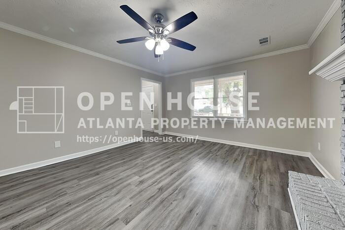 1501 Willow Creek Ct - Photo 4 of 20