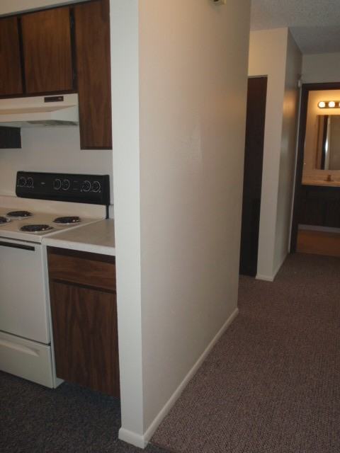 3020 S Garfield St #4 - Photo 3 of 20