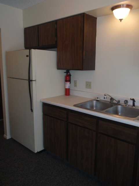 3020 S Garfield St #4 - Photo 6 of 20