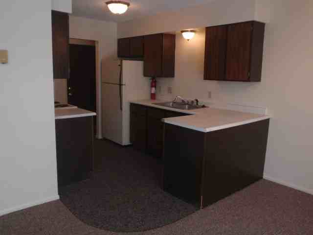 3020 S Garfield St #4 - Photo 7 of 20