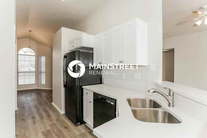 1532 Linda Ln - Photo 7 of 14