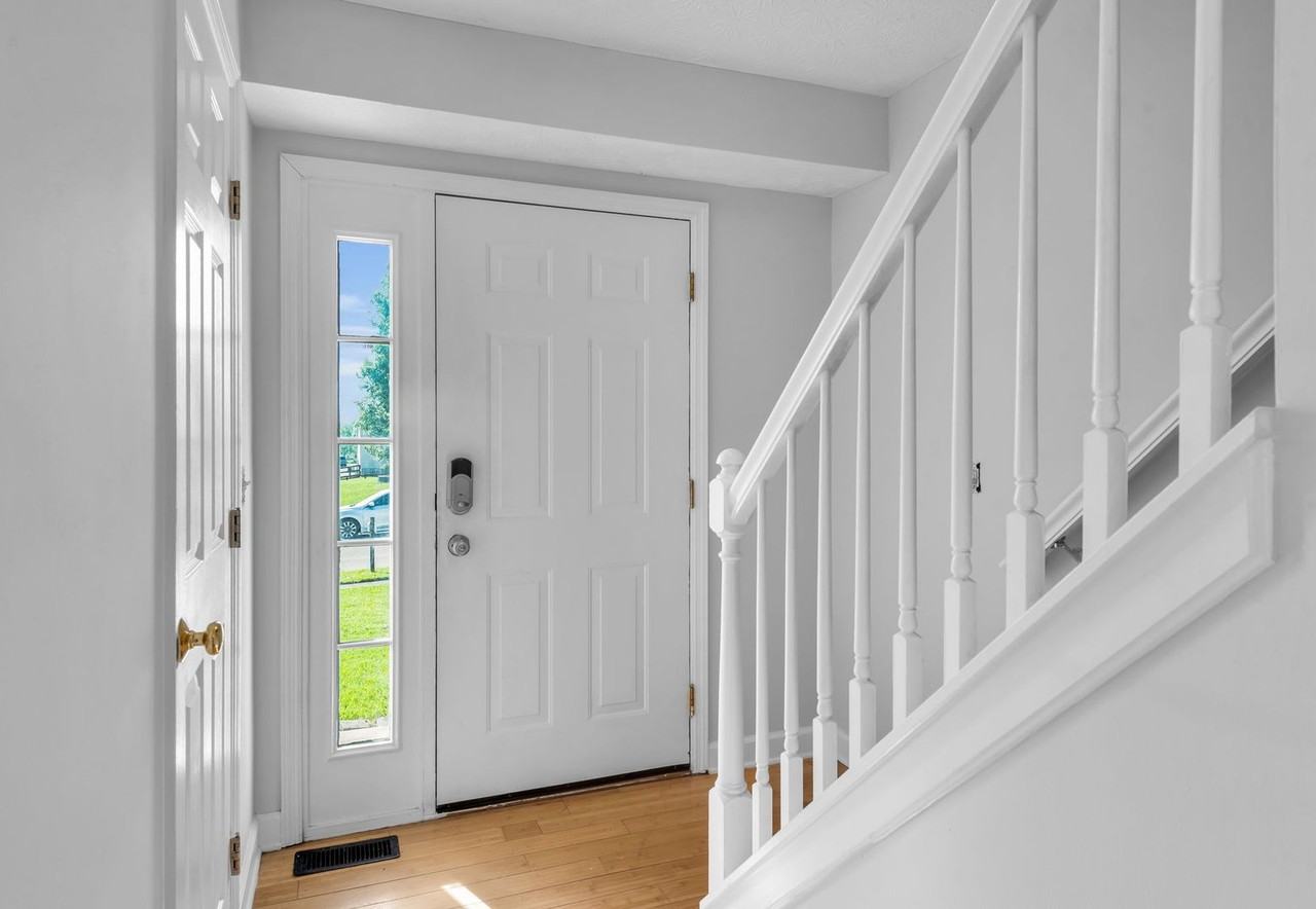 241 Wood Forge Cir - Photo 3 of 35