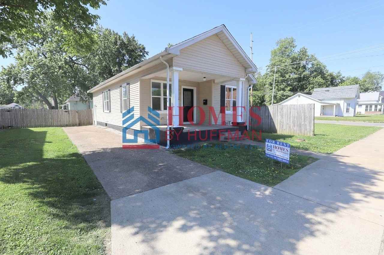 605 Madison Ave - Photo 2 of 19