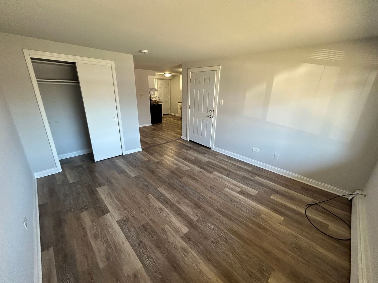 14501 Torrence Avenue - Photo 4 of 15