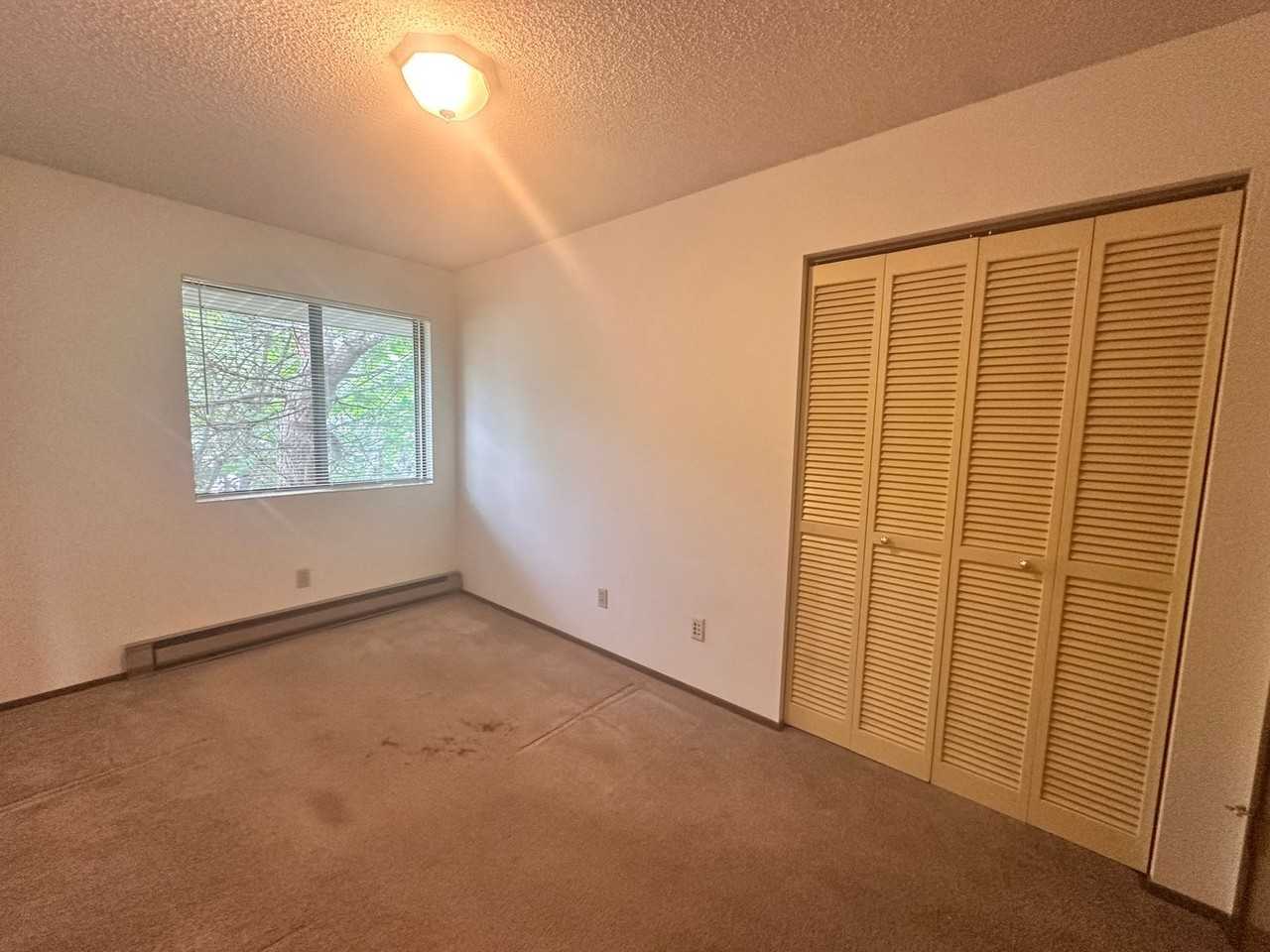 1013 1013 & 1021 & 1033 Kirkland Ave NE - Photo 4 of 12