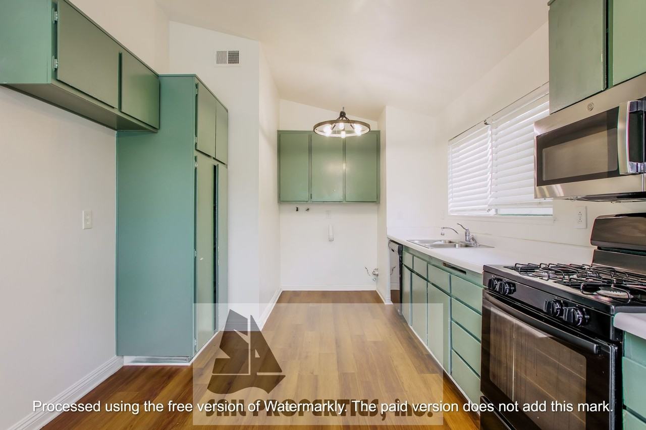 8461 Lomond Dr - Photo 7 of 18