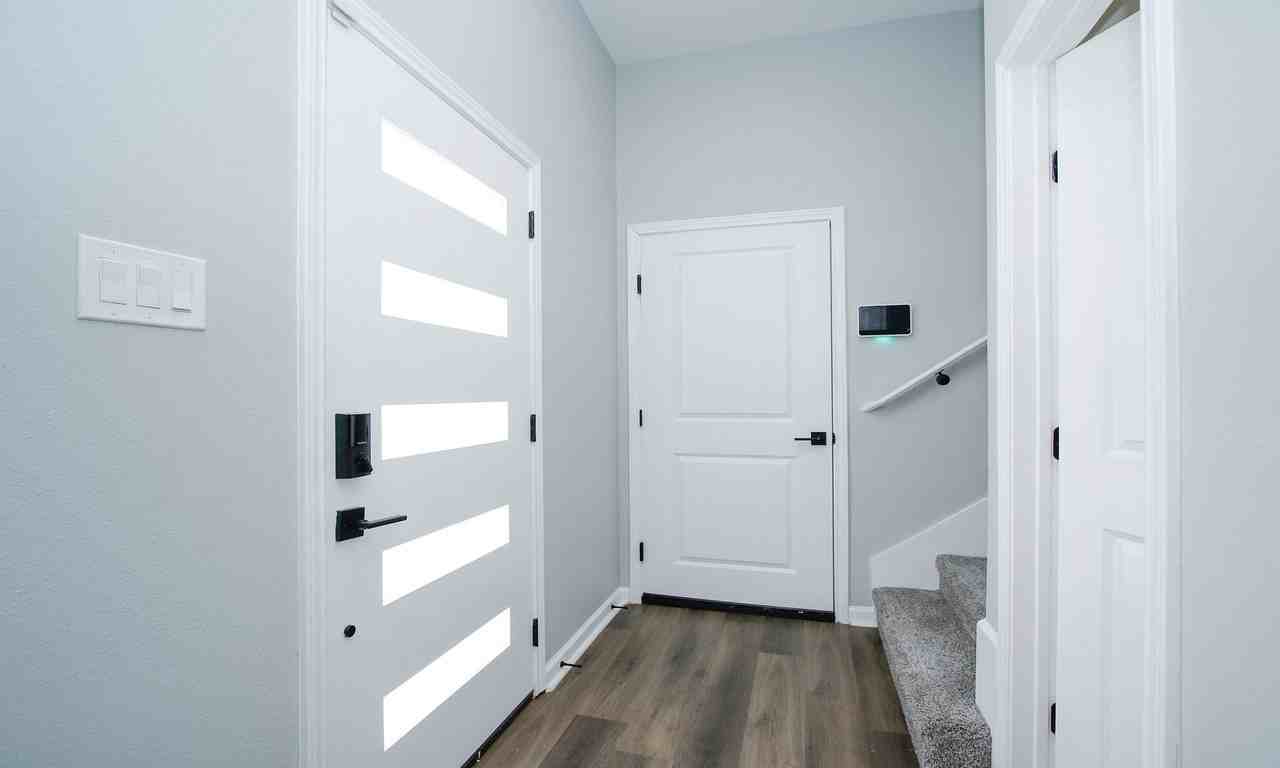 4337 Faulkner St - Photo 5 of 39