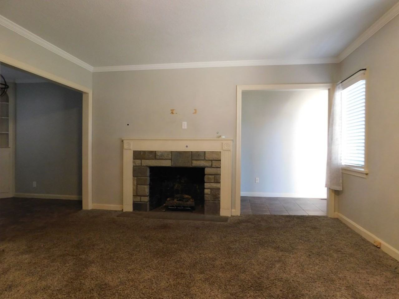3908 Wicklow Dr - Photo 5 of 15