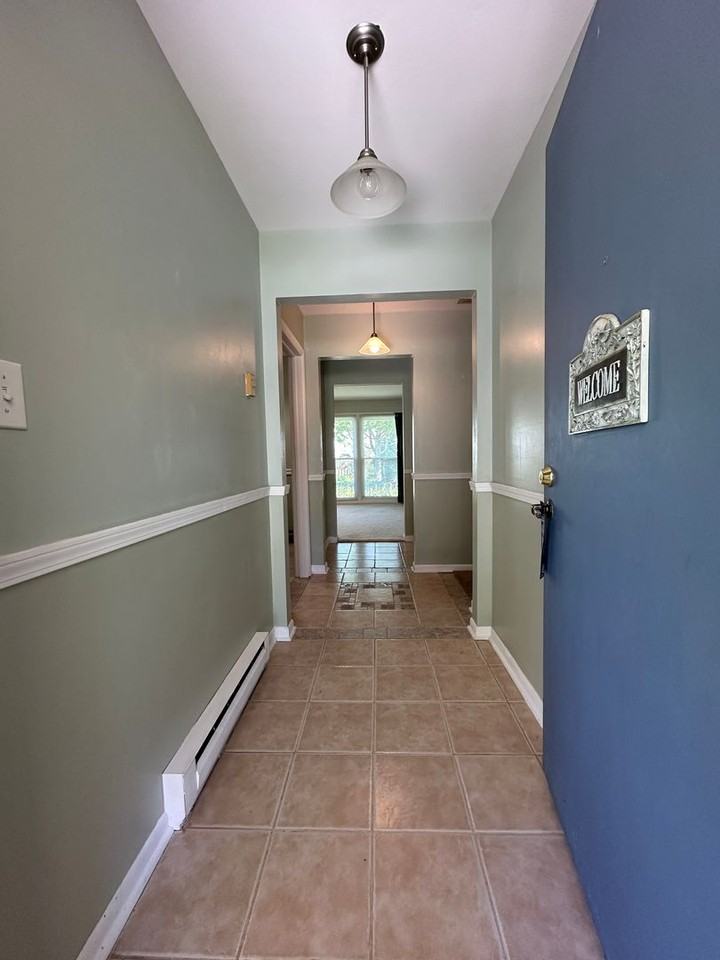 4210 N Oakwood Ave - Photo 5 of 32