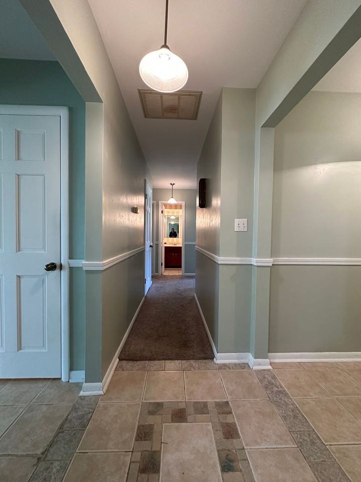 4210 N Oakwood Ave - Photo 6 of 32