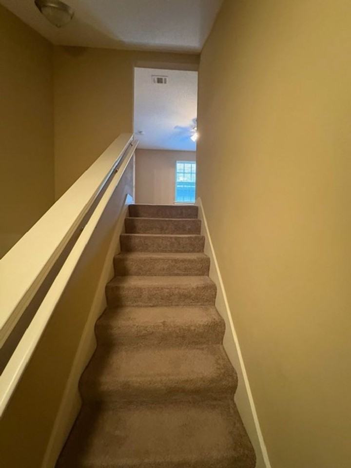 311 Dahlquist Dr - Photo 6 of 23