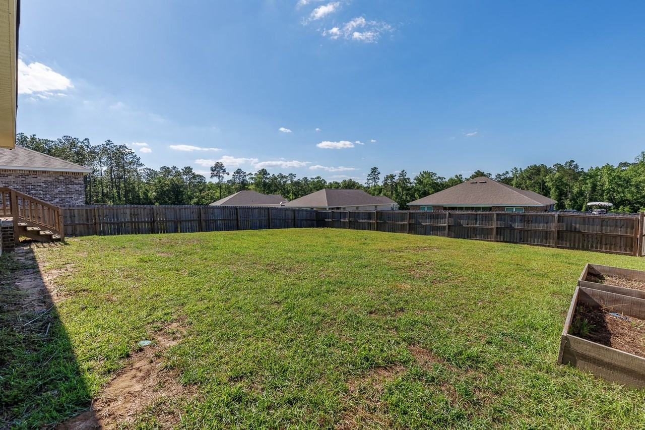 11679 Elemis Dr - Photo 2 of 3