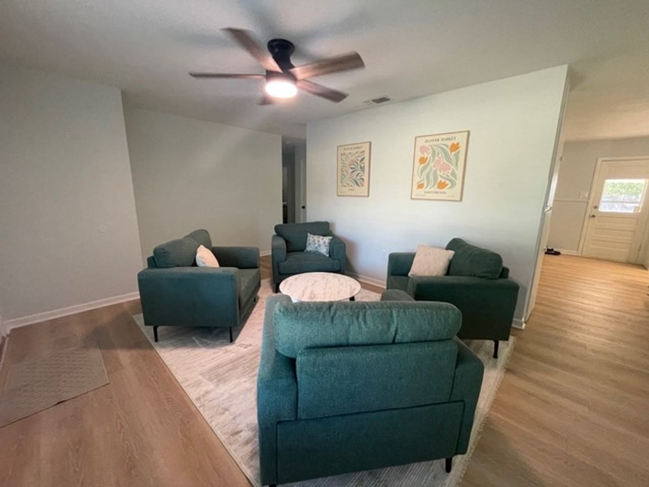 2500 Garfield Ave - Photo 3 of 7