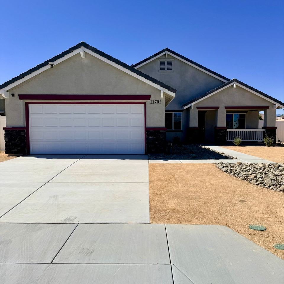 11705 Sebastian St - Photo 2 of 37