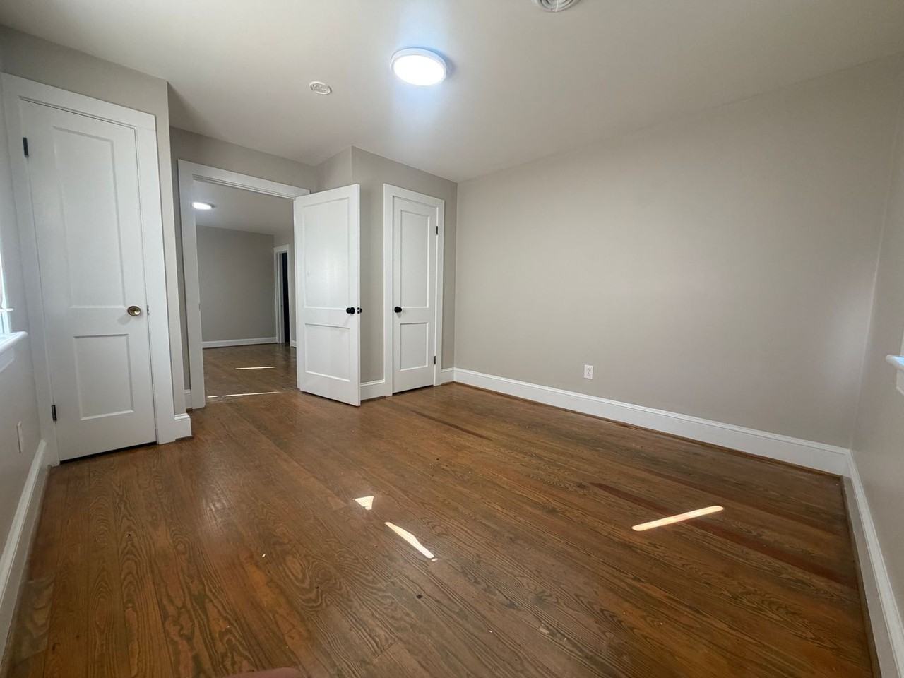 718 Confederate Ave - Photo 4 of 18