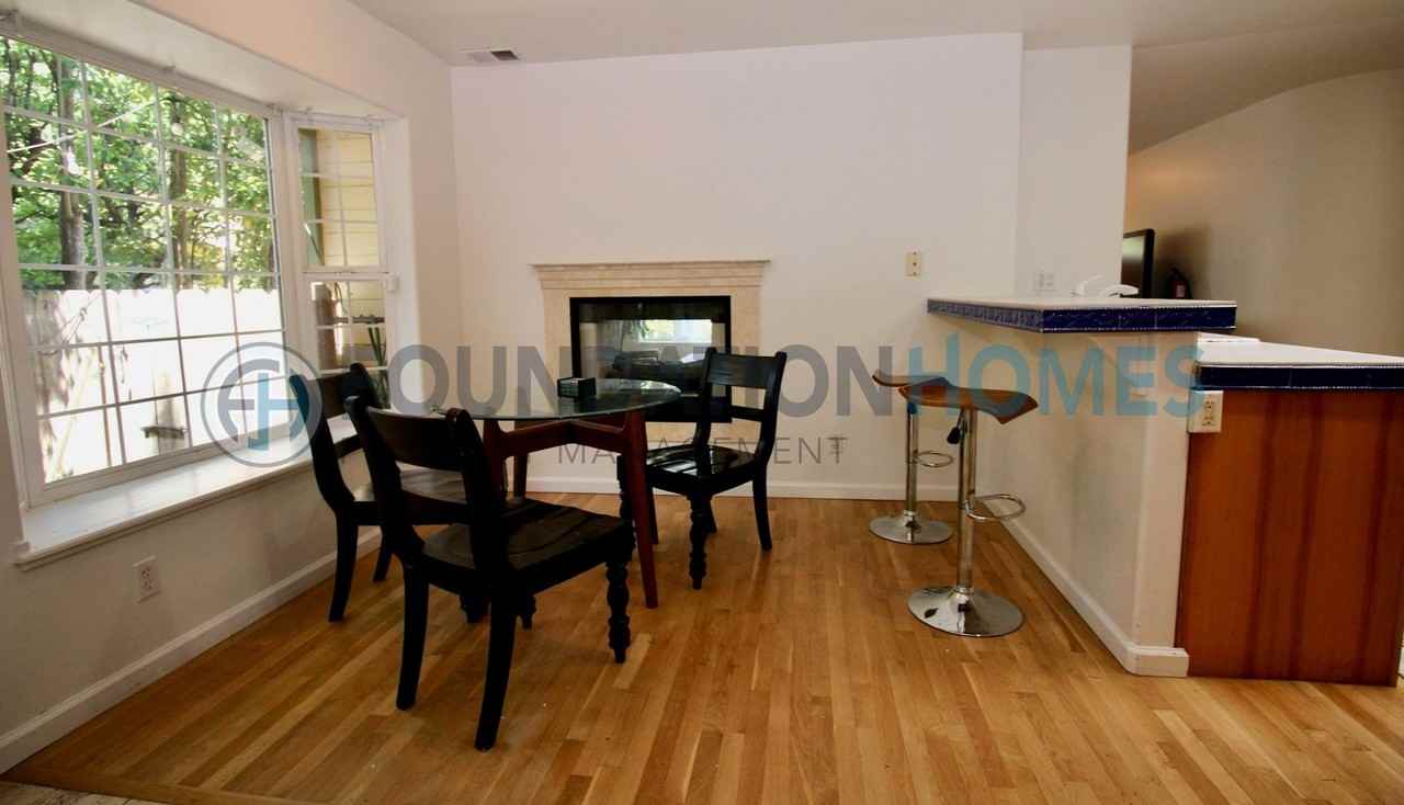 9 Scenic Ave - Photo 6 of 17