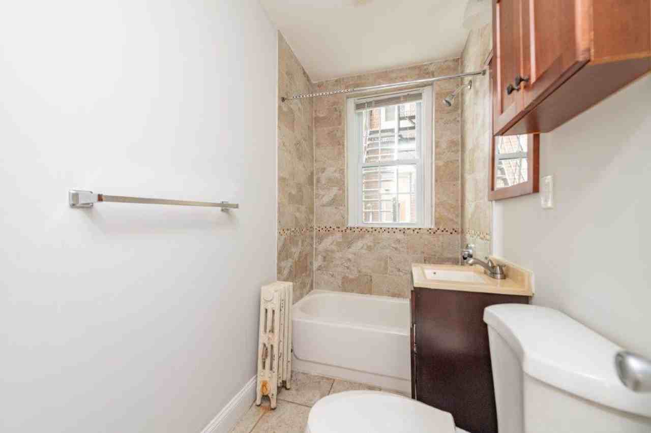280 Chestnut Hill Ave - Photo 4 of 6
