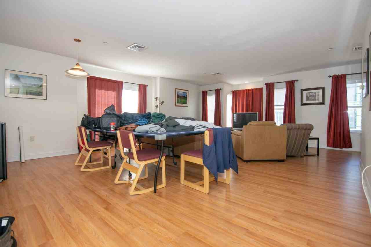 11 Glencoe St - Photo 4 of 13