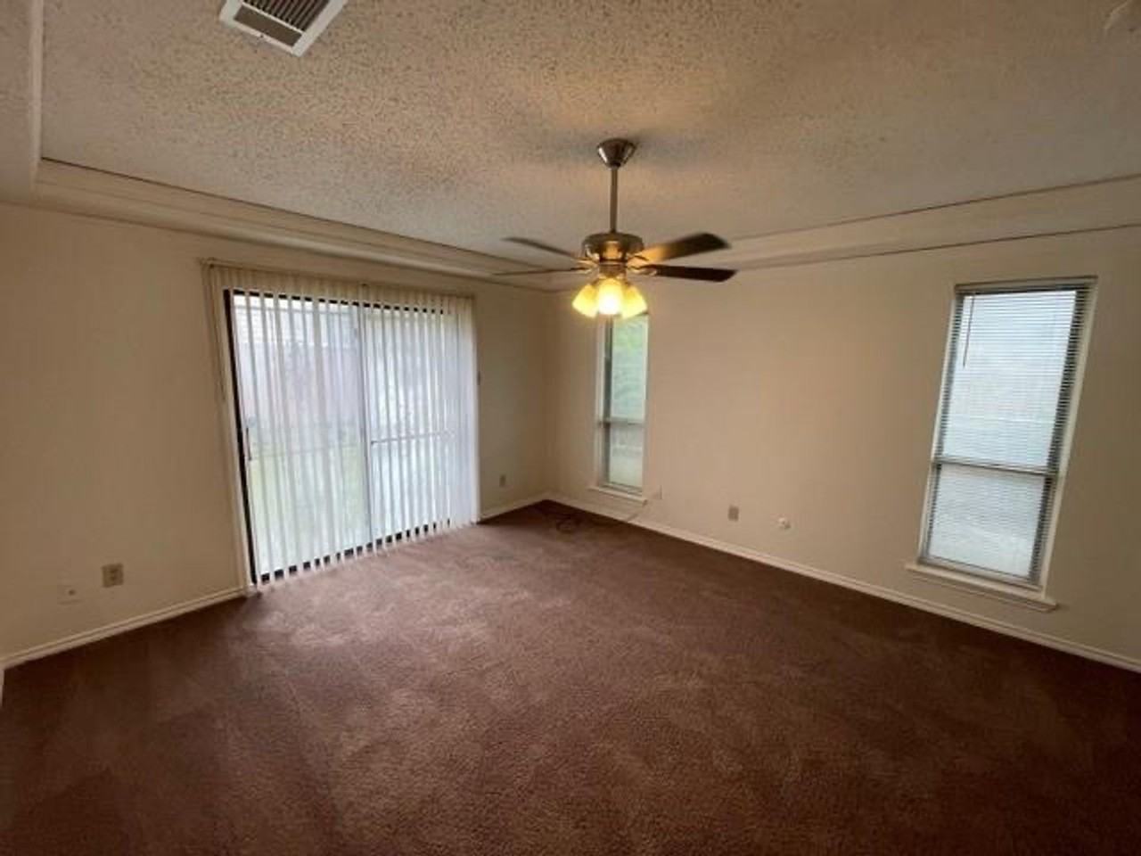 4808 Berridge Ln - Photo 4 of 8