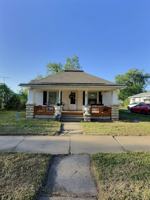 featured image of 330 W 4th St