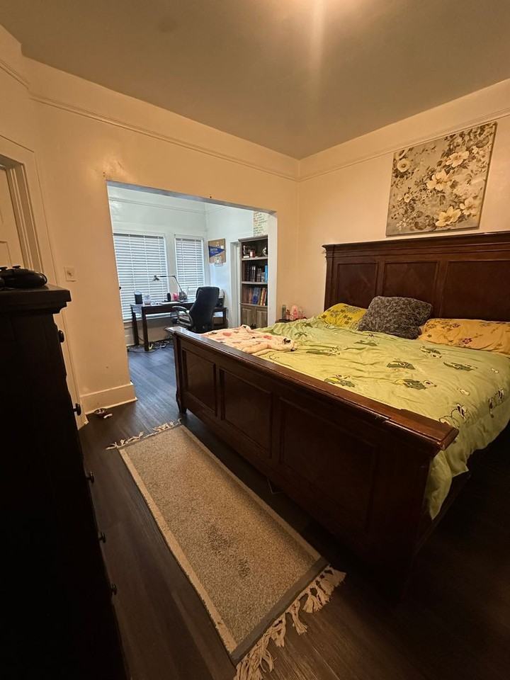 330 W 4th St - Photo 6 of 16