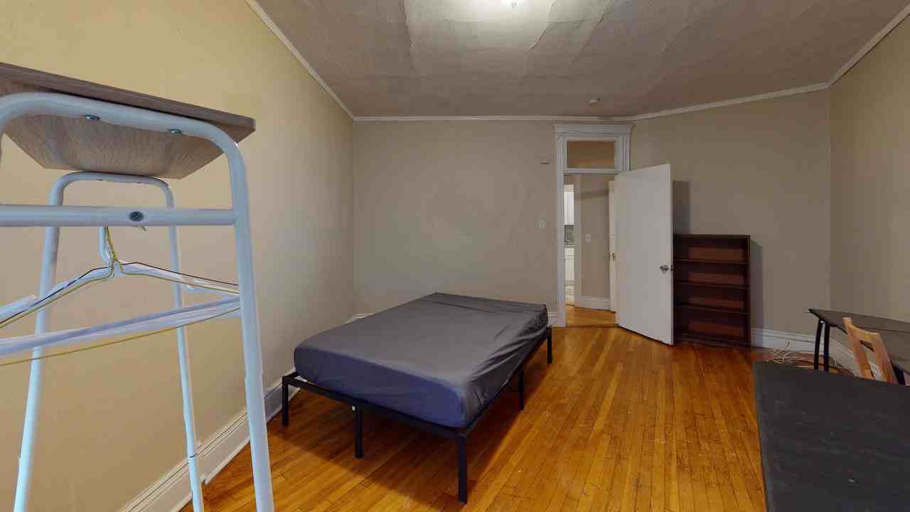 62 Charlesgate E - Photo 5 of 7