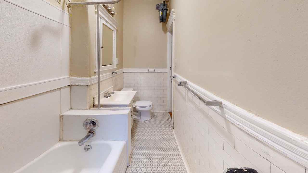 62 Charlesgate E - Photo 6 of 7