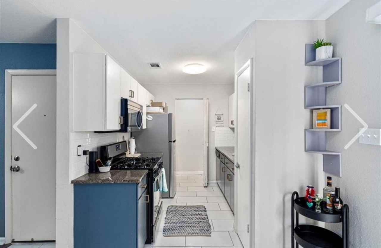 1009 Markham Ln #A - Photo 6 of 18