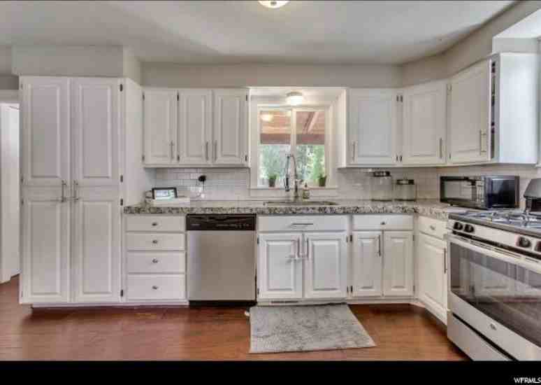 3797 S Mccall St - Photo 4 of 15